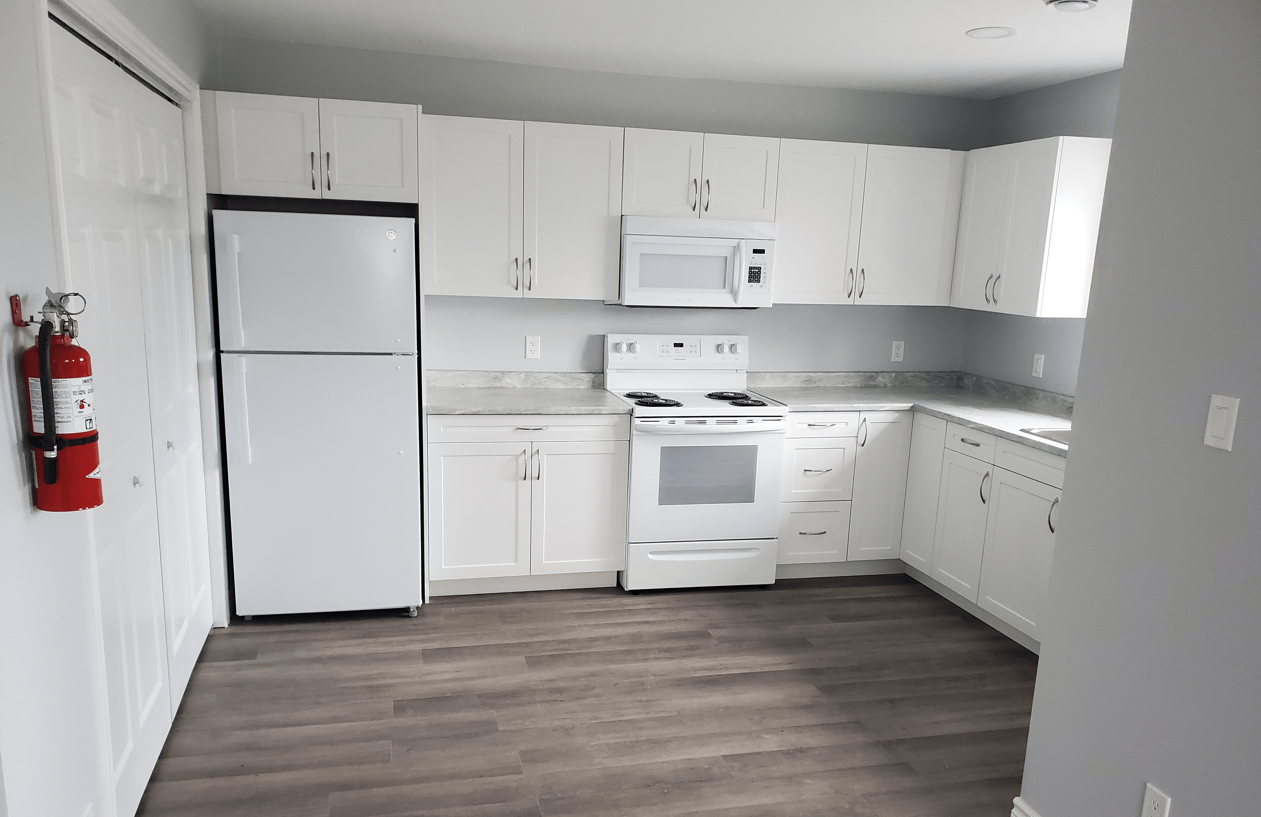 Newly renovated white kitchen 